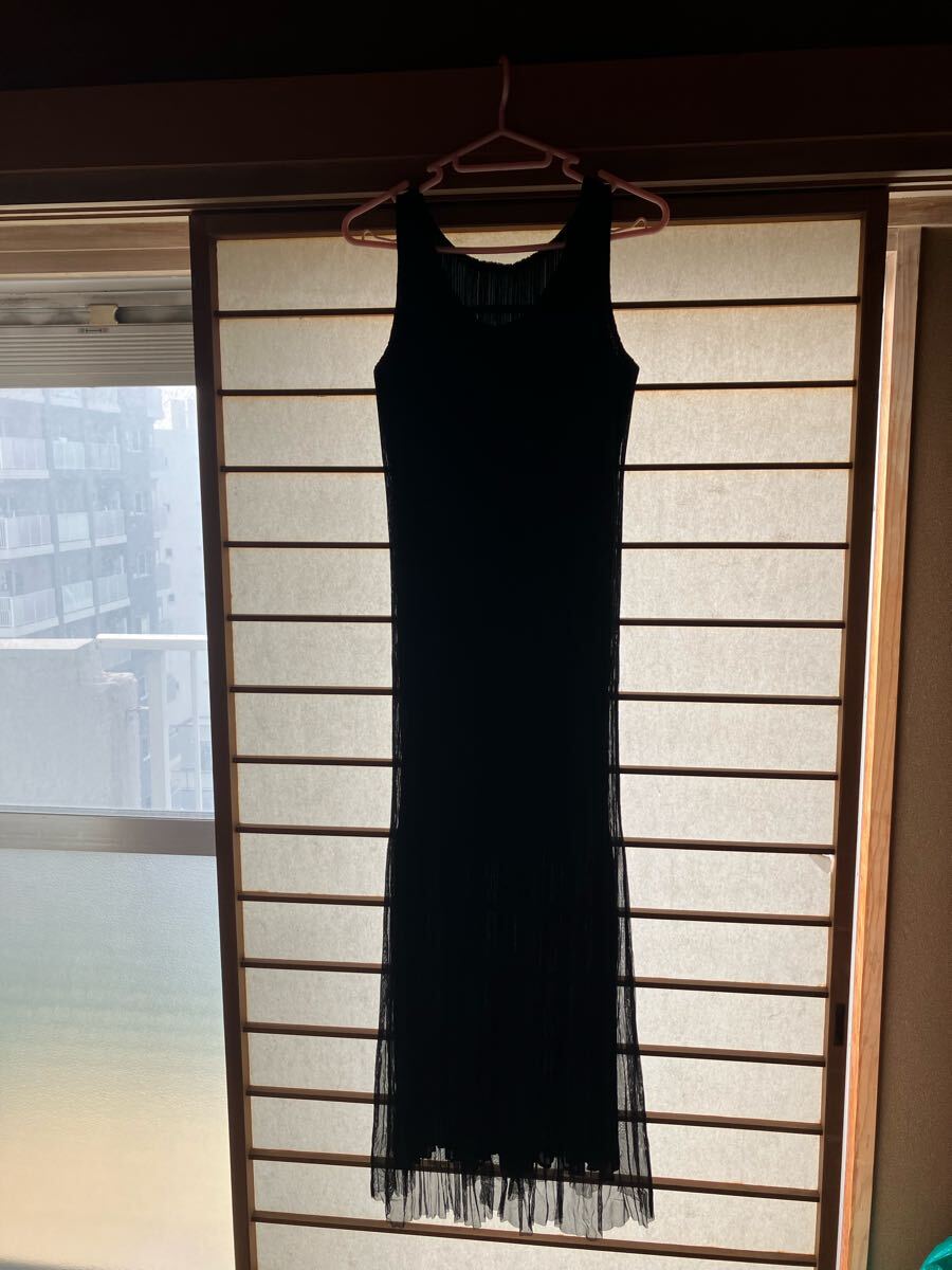 極美品　プリーツプリーズ　ドレープ入り長袖ワンピース　ブラック　サイズ5 ウィメンズ／ワンピース – isseymiyake.com