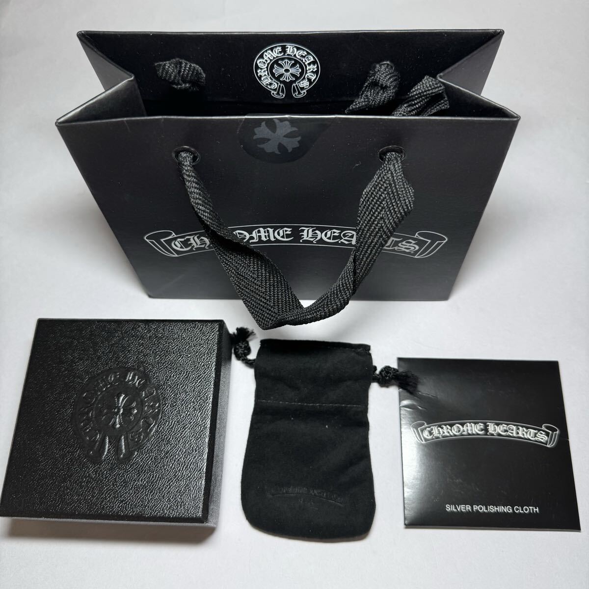 CHROME HEARTS(クロムハーツ)収納革袋・保存袋 16個 箱付き 2025年最新】Yahoo!オークション -クロムハーツ 革袋の中古品