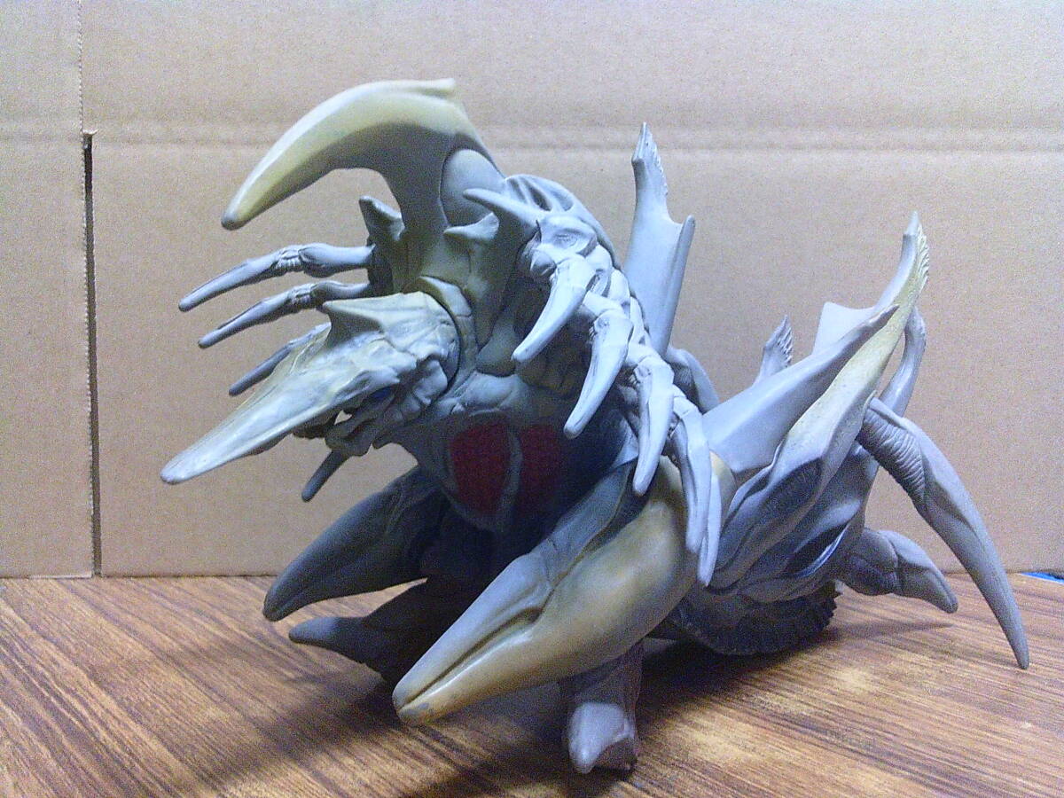 レギオン　ソフビ人形 レギオン ソフビ人形 Amazon.co.jp: BANDAI ムービーモンスター