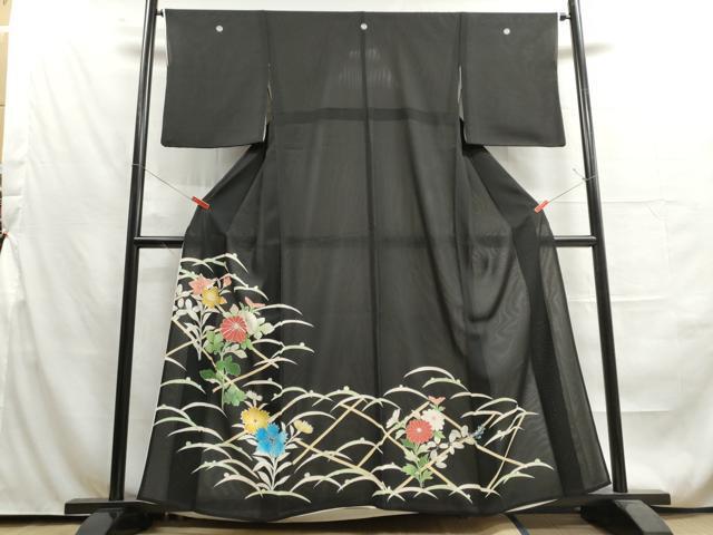夏着物 アンティーク 絽 黒留袖 駒刺繍 五つ紋 正絹 IK-1409 黒留袖 アンティーク 黒留袖 絽 夏着物 花瓶文様 正絹 単衣 バチ