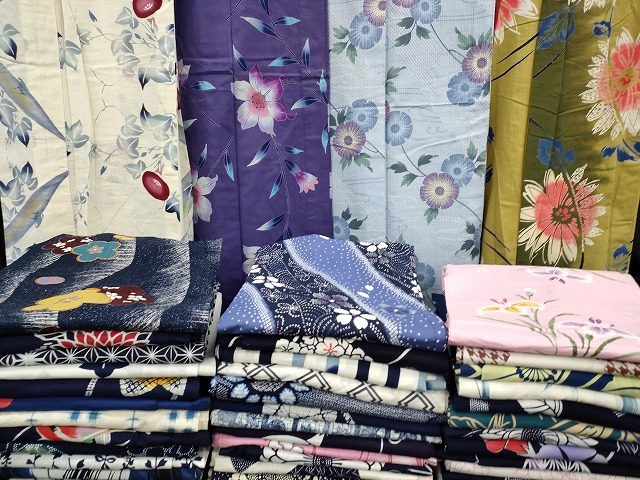 浴衣　まとめ売り　9点 即日発送】【Riuコラボ】白地×パリの街浴衣【浴衣3点セット