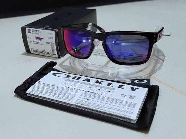 新品 偏光レンズ付き OAKLEY HOLBROOK オークリー ホルブルック VIOLET POLARIZED バイオレット ポラライズド サングラス OO9102-36