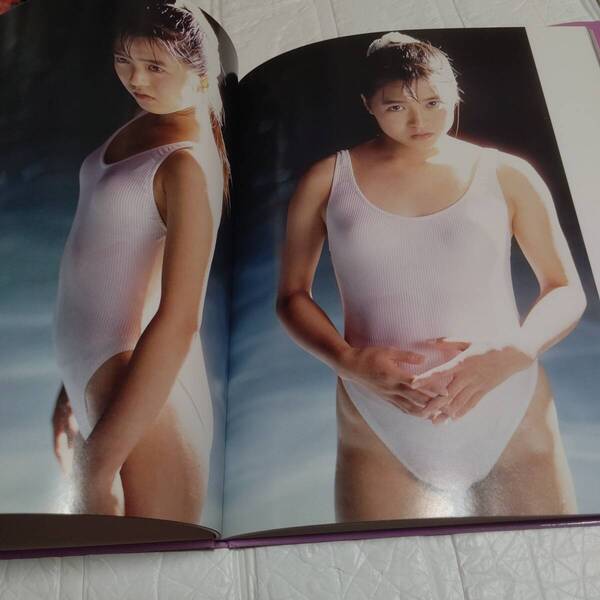 【昭和63年 初版 希少本 絶版 レア】加藤純子写真集 じゅんこ グラビア アイドル 水着