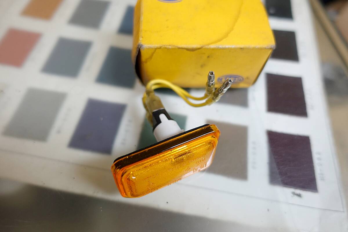 ポルシェ純正 964型F ウィンカーセット フロント ウインカー 964 クリア - ポルシェ小僧/PORSCHE PARTS