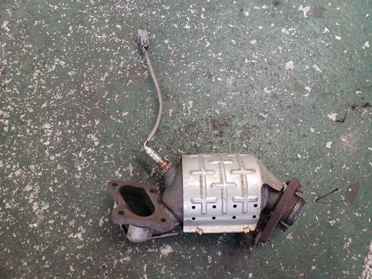 SUZUKI 触媒コンバーター 819Qr9pWdmL._UF350,350_QL50_.jpg