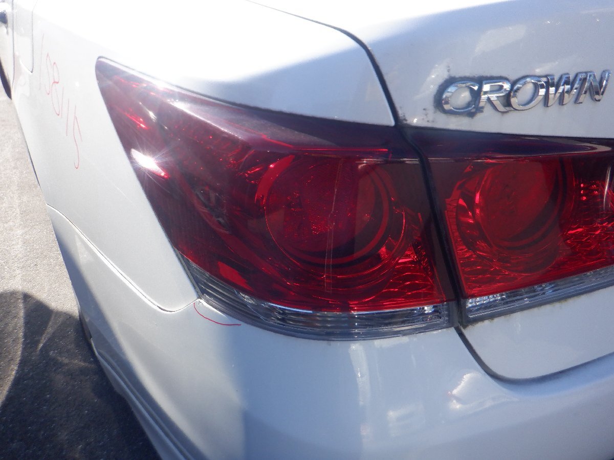 koko 210前期　クラウンアスリート　テールランプ　右　外側 ☆新品 トヨタ クラウン アスリート 210系 後期 テール ランプ