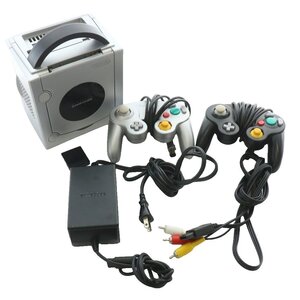 任天堂 ニンテンドー Nintendo ゲームキューブ GAME CUBE ゲーム機 本体 コントローラー シルバー色 DOL-001 /XZ ■GY18 その他