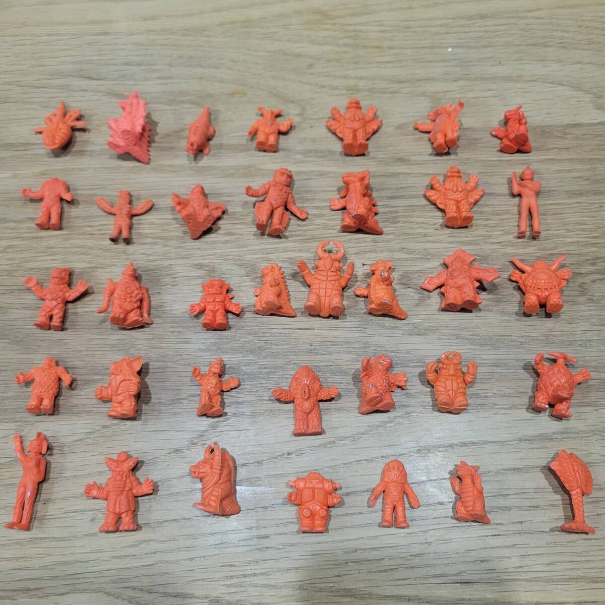 レア　ビンテージ　昭和時代　レトロ　おみくじ　おもちゃ　オレンジ Amazon.co.jp: 近1970年代 当時物 明治 プクプク オレンジ