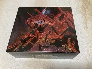 限定 美品 PSVita 本体 PCH-2000 機動戦士ガンダム エクストリームバーサスフォース 限定デザイン ブラック PlayStation Vita 送料無料