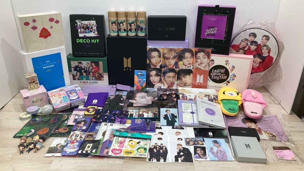 bts グッズ大量　防弾少年団　まとめ売り 楽天市場】BTS 公式グッズ J-HOPE TinyTAN 絆創膏 バンタン