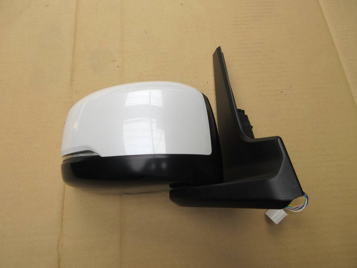 HONDA N-BOX ドアミラーassy 右側 美品 NH731P 2025年最新】Yahoo!オークション -nbox 右ドアミラーの中古品