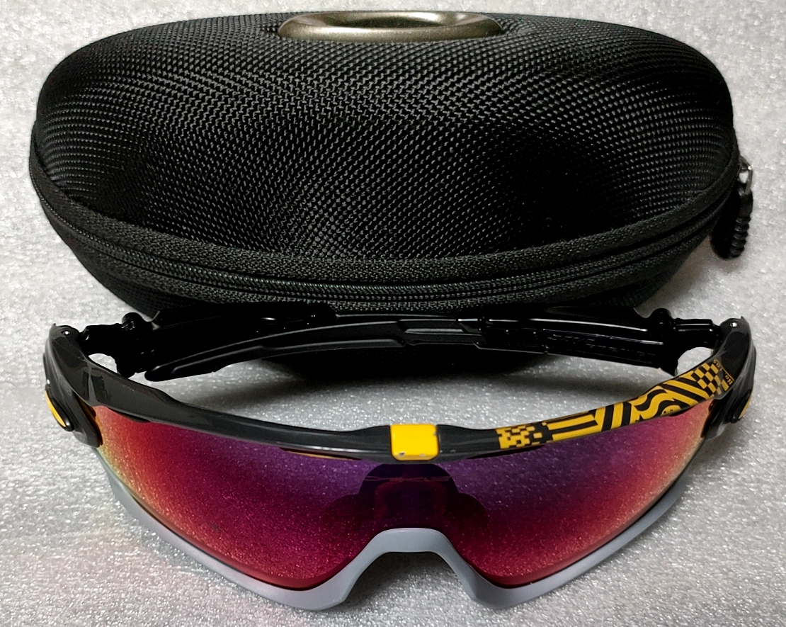 Oakley オークリー 美品 サングラス ケース付き 本日のみタイムセール 2025年最新】Yahoo!オークション - セル、プラスチックフレーム