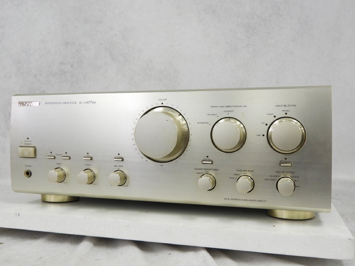SUNSUI AU-607 サンスイ プリメインアンプ ビンテージアンプ 初代 SANSUI AU-α607XR プリメインアンプ / 札幌の中古オーディオ