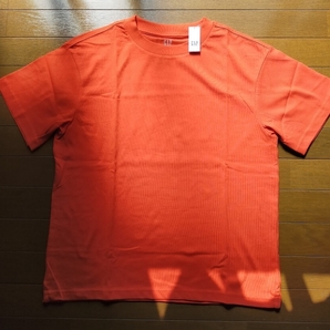 GAP ギャップ ワールドロゴ Tシャツ オレンジ Sサイズ タグ付き 定価5990円 バックプリント 半袖 y10988-1-HZ14