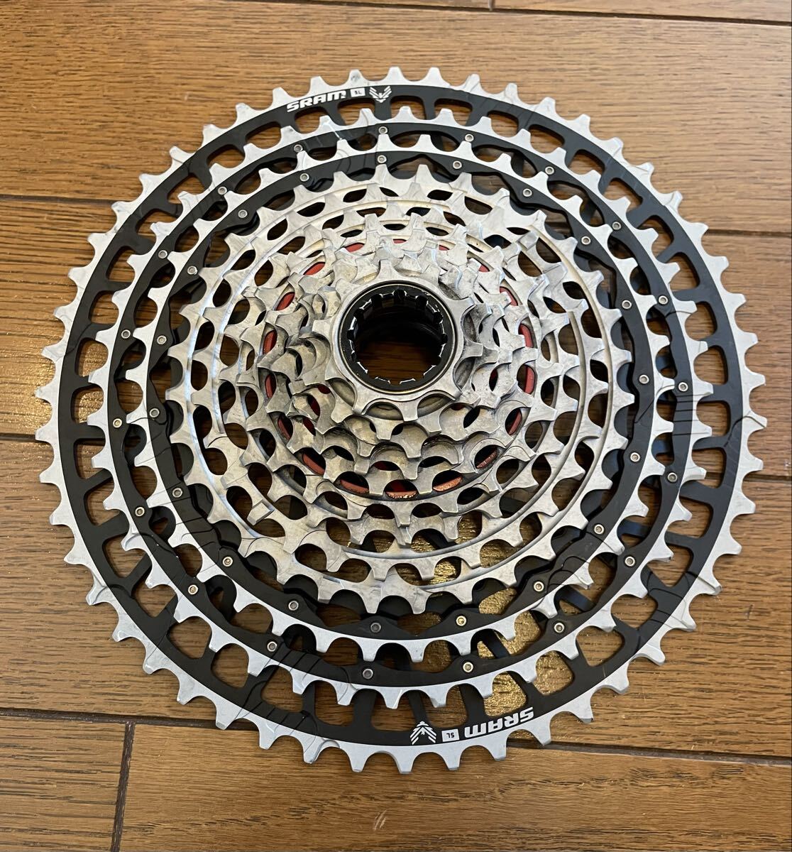 SRAM スラム XG-1270 28T 中古美品 在庫大放出バーゲンセール！！SRAM（スラム）XG-1270 カセット