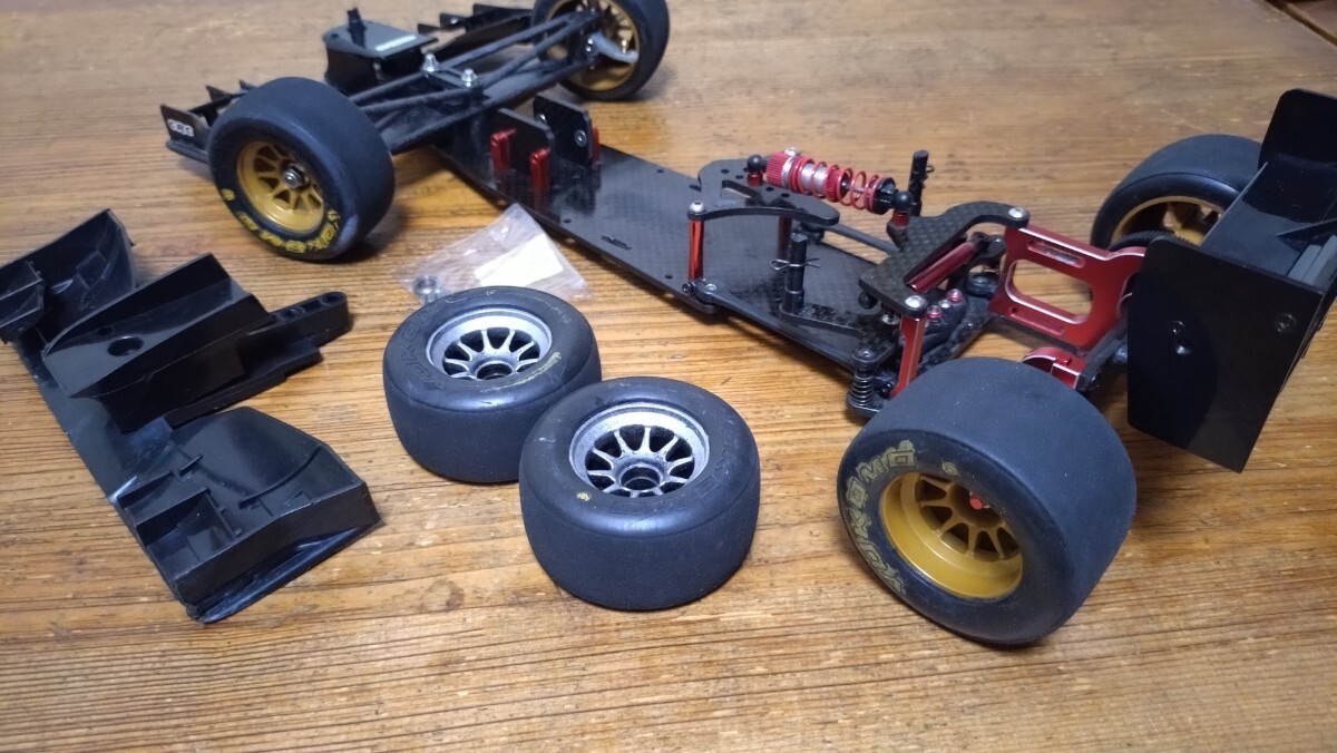 【絶版品 新品未使用品！】タミヤ 1/10 F103  シャーシ 未走行車 新品 タミヤ 電動RCカーシリーズ 1/10RC F103GTシャーシキット | タミヤ