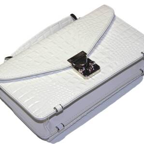 【ブラックフライデータイムセール】【送料込み】【限定】【新品】【税込み】牛革クロコ型押し☆背面財布機能付き☆MINIセカンドバッグ WH