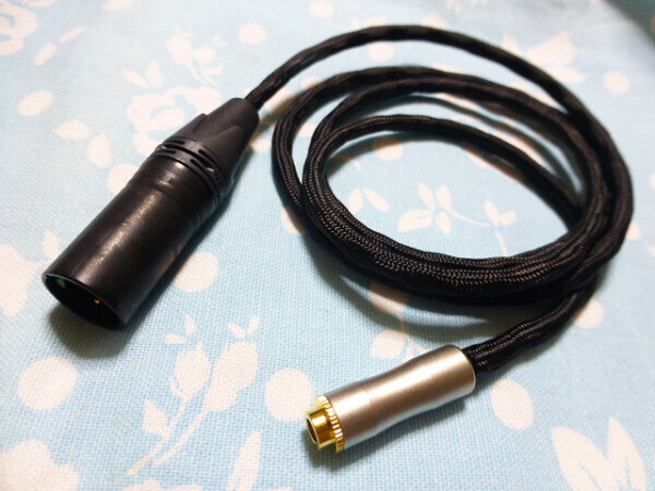 4.4mm5極 (メス) → XLR コネクタ 4ピン 変換ケーブル MOMGAMI 2944 八芯 ブレイド編 120cm オヤイデ ジャック 黒スリーブ仕上げ