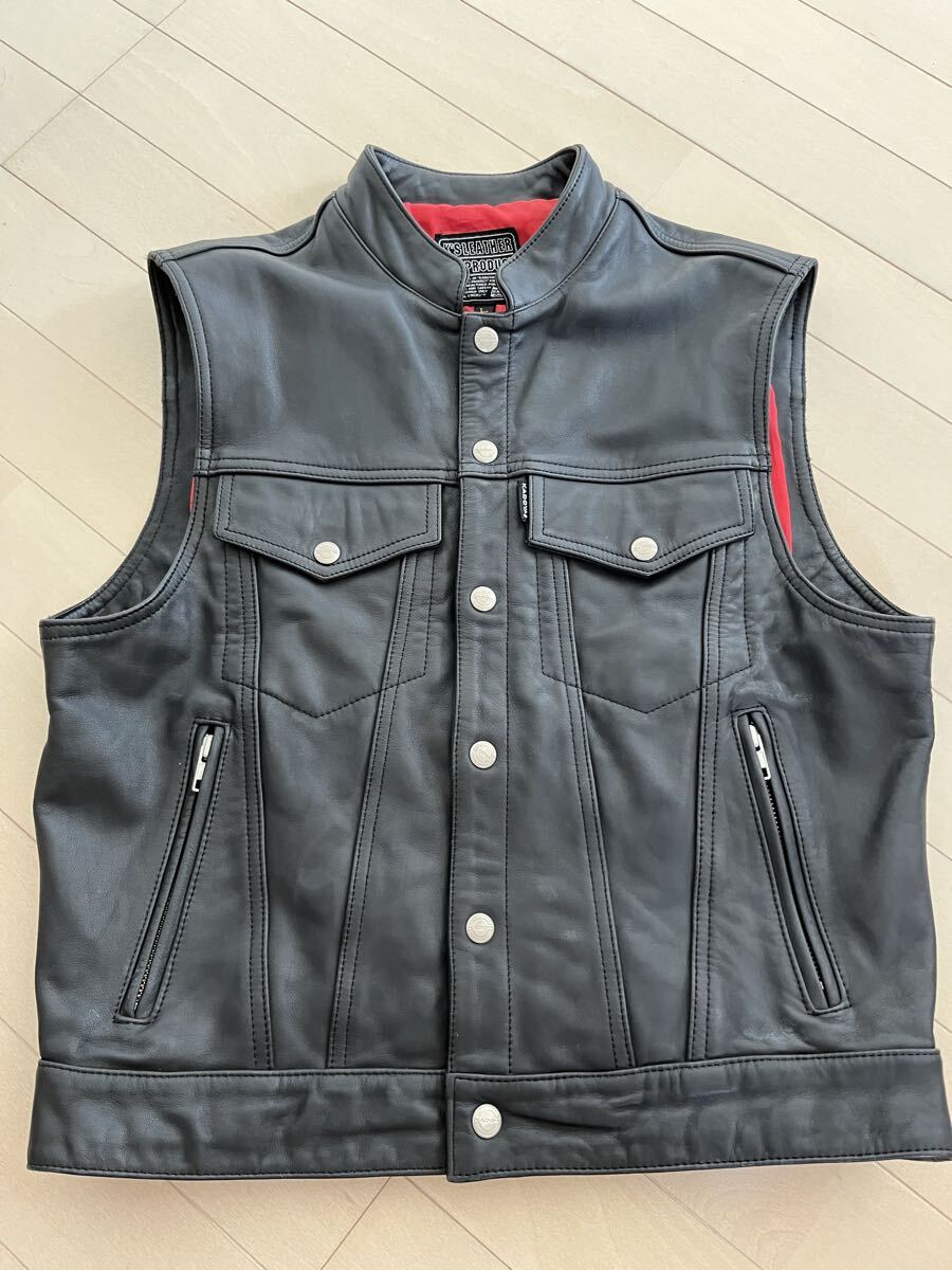 新品未使用　マルニ　レザーベスト マルニ Marni チェーン付き財布 パテントレザー 水玉 | YOKOAUNTY