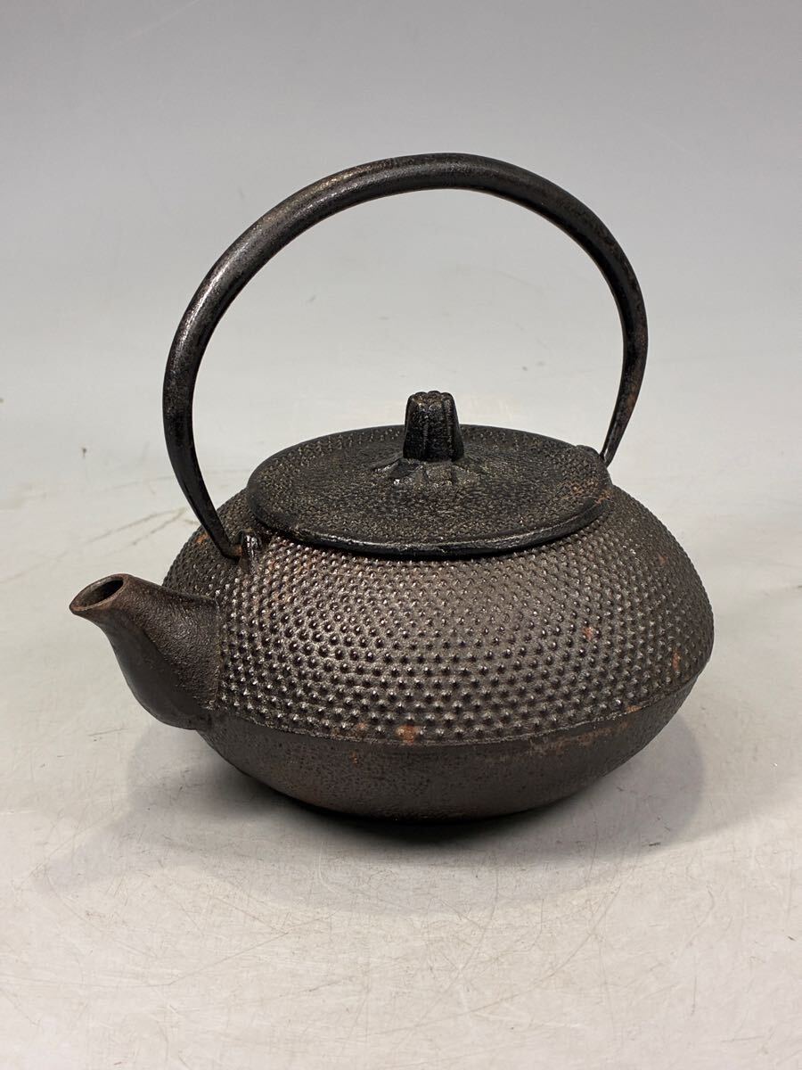 未使用、長期保管品　南部徳秀造　別誂丸アラレ　南部鉄瓶　ことりん様　売約済み 未使用、長期保管品 南部徳秀造 別誂丸アラレ 南部鉄瓶 ことりん