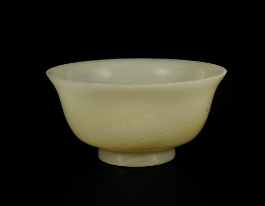 中国　美しい陶磁器　古美術　骨董品　美術　翡翠　花 楽天市場】景徳鎮 染付麒麟文壺 高さ約23.5cm 中国美術 陶磁器