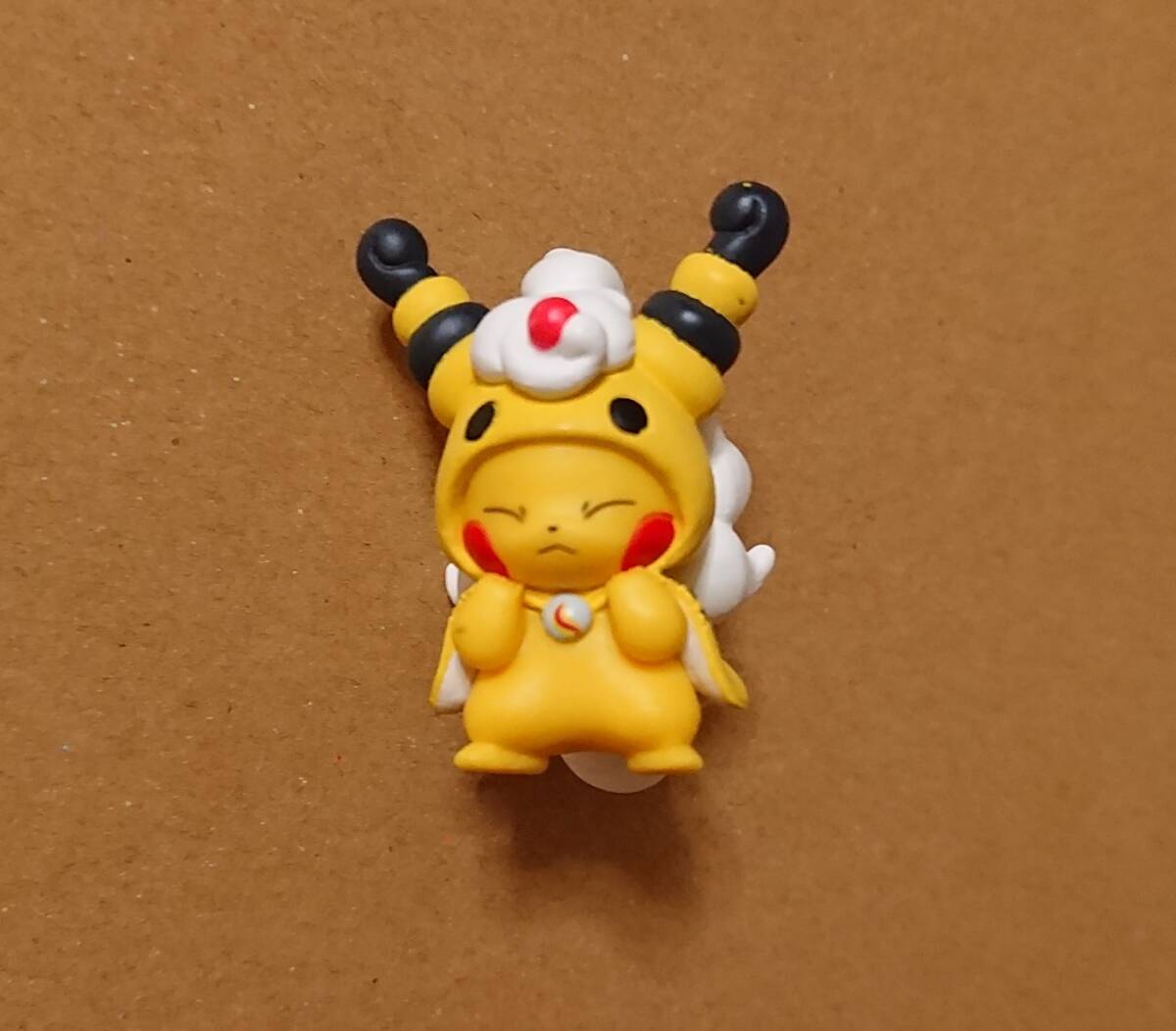 2025年最新】Yahoo!オークション -ポンチョを着たピカチュウの