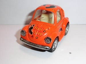 KinToy フォルクスワーゲン ビートル プルバックミニカー Volkswagen Beetle