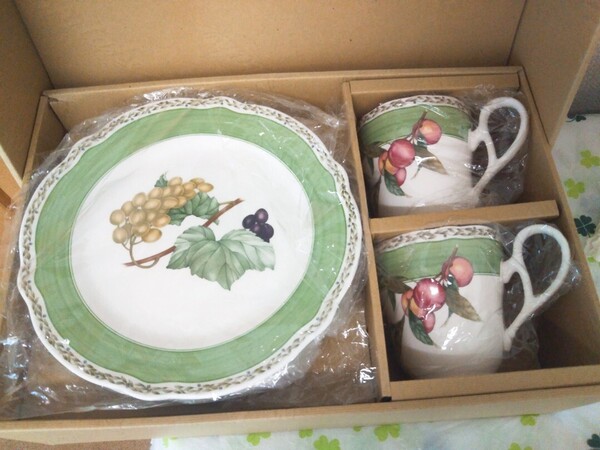 Noritake ノリタケ ロイヤルオーチャード モーニングペアセット 食器 プレート マグカップ ナルミ ウェッジウッド
