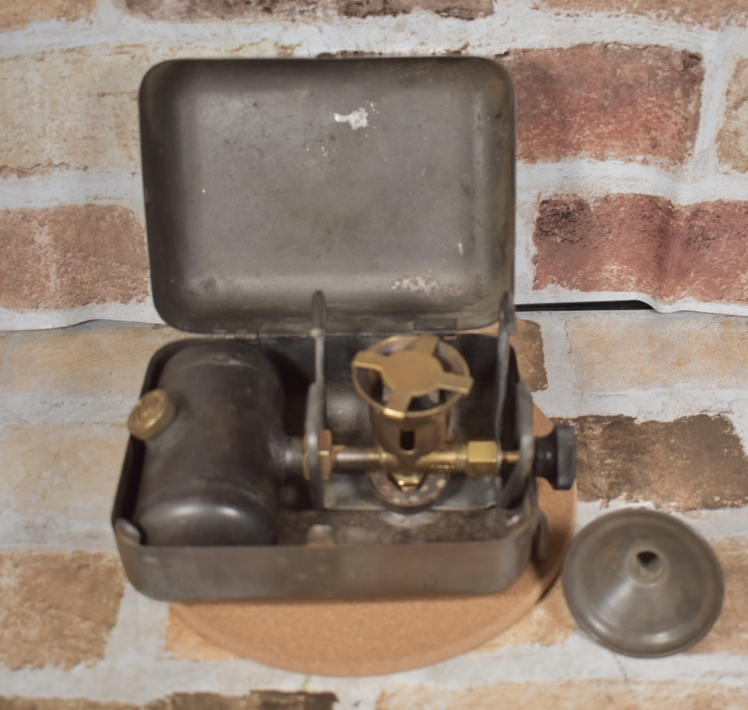 VESTA ベスタ ヴェスタ ストーブ シングルバーナー フランス製 キャンプ VESTA ベスタ ヴェスタ ストーブ シングルバーナー フランス製 キャンプ