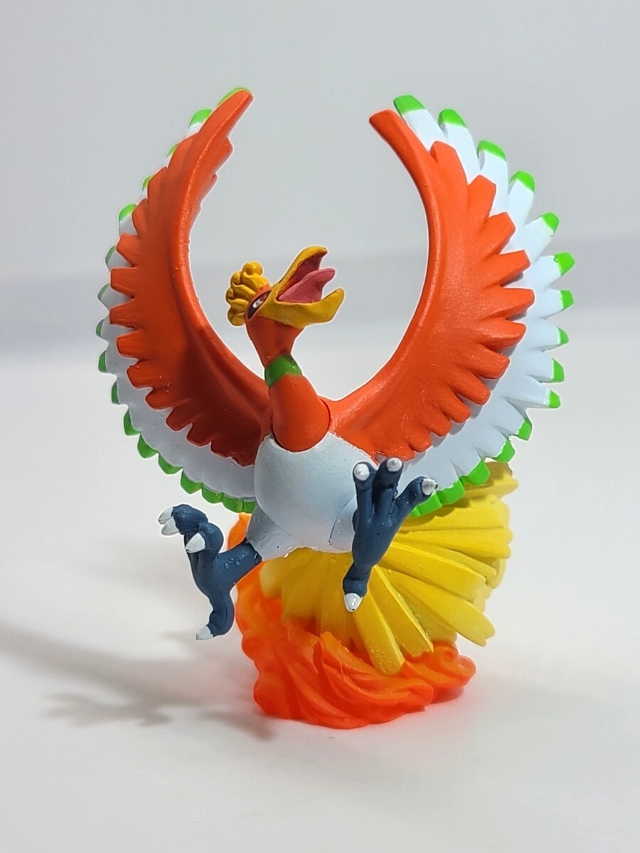 ホウオウ フィギュア スタンド付き Amazon.co.jp: タカラトミー 『 ポケットモンスター モンコレ ML