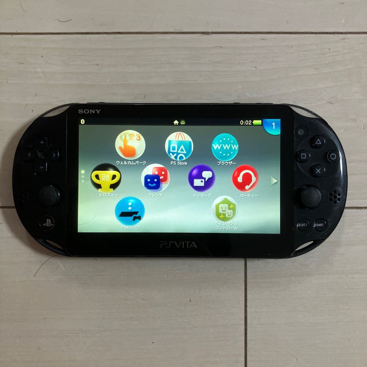PSVITA 本体(中古)　＋ソフト(中古全6個)　　＋α　　箱入り説明書付き imgrc0087229911.jpg