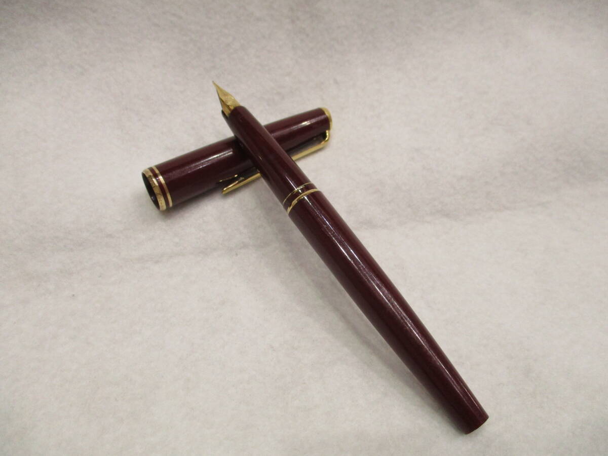 MONT BLANC モンブラン 14k 万年筆 ボルドー Yahoo!オークション -「モンブラン 万年筆 ボルドー