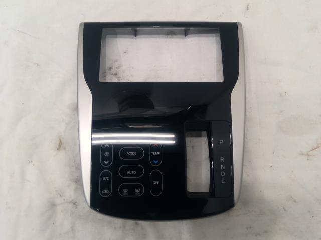 25050940 B21W デイズ (2015) エアコンパネル 25050940 B21W デイズ (2015) エアコンパネル 日産 デイズ