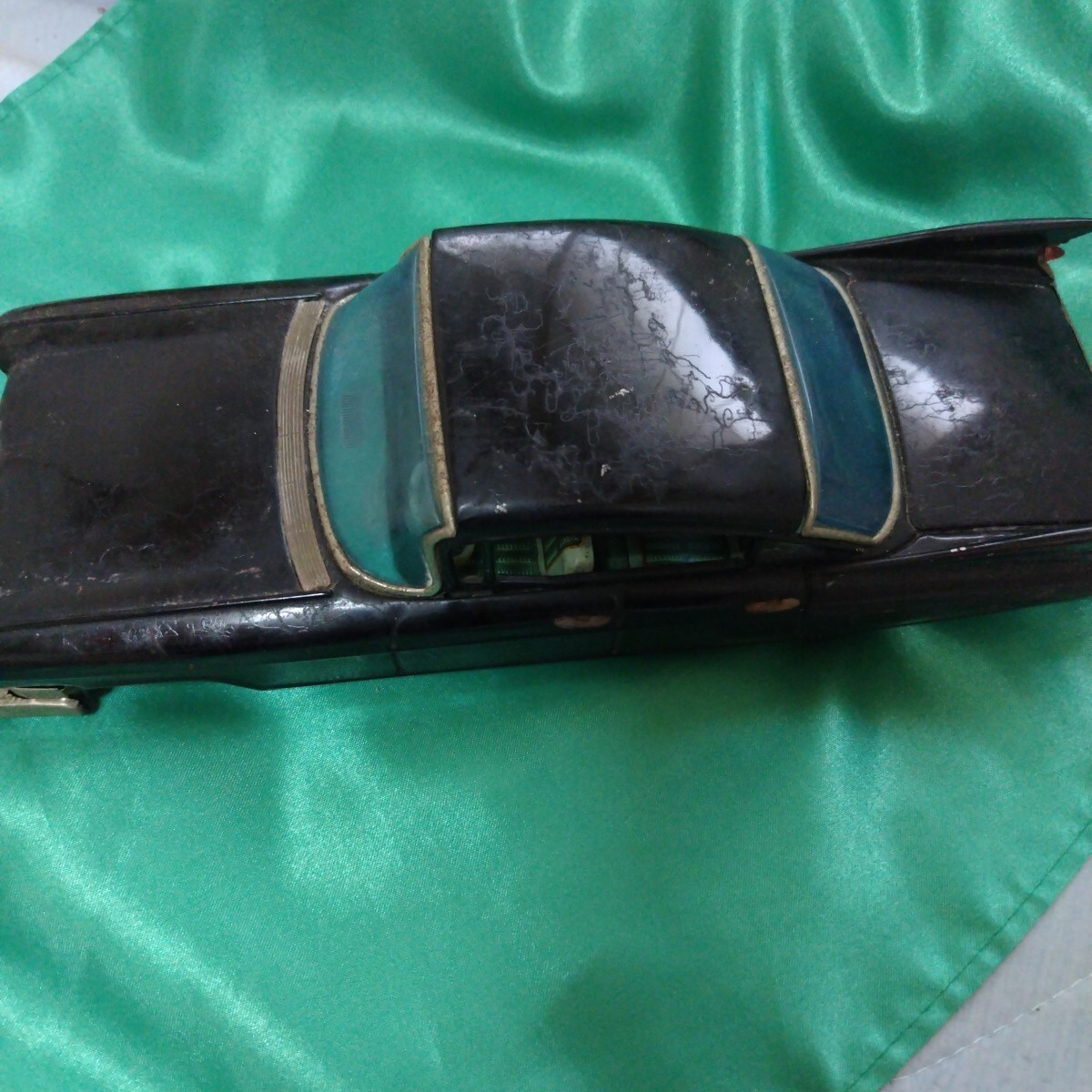 萬代屋【キャデラック オールドタイマー1933茶 スペアタイヤ欠】ブリキ【箱無】 萬代屋【キャデラック オールドタイマー1933茶スペアタイヤ欠