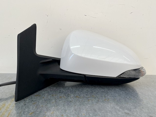 Yahoo!オークション -「アクア左ドアミラー」の落札相場・落札価格