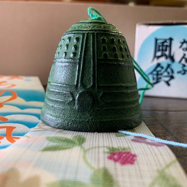 南部鉄器の屋根付き風鈴（未使用品） 楽天市場】風鈴 南部鉄器「しずく」【再入荷】 手作り 日本一の