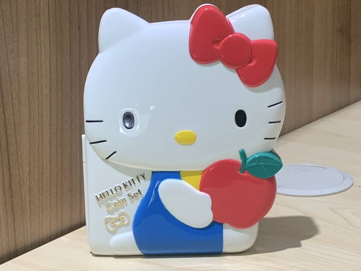 レア☆ハローキティ☆30周年記念 陶器 加藤工芸 置物 2004年 レア☆ハローキティ☆30周年記念 陶器 加藤工芸 置物 2004年 レア☆