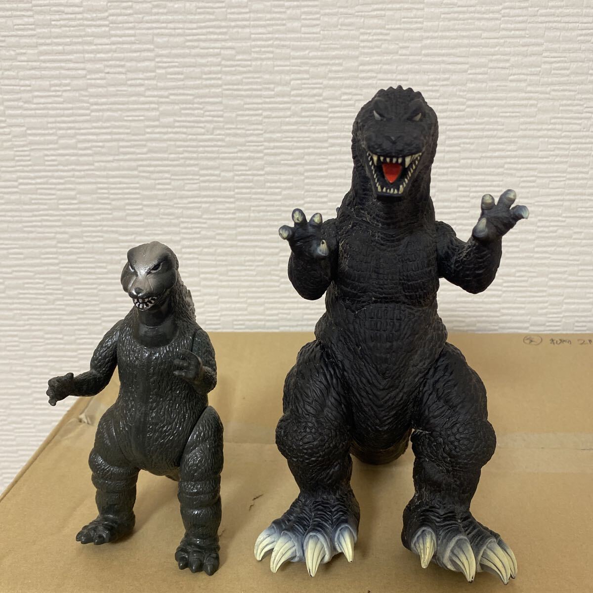 ゴジラソフビ　他　まとめて　ジャンク Yahoo!オークション - 【ジャンク】ゴジラ ソフビ等まとめセット