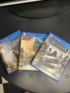Lot of 3 Sony PS4 Games Assassin's Creed Bundle CIB 海外 即決
