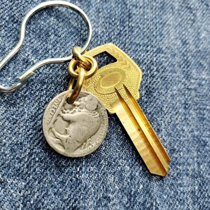 U.S.Aヴィンテージ鍵&5セントコイン インディアン&バッファローキーホルダーセットニューヨークの蚤の市アメカジ バイカースタイル K575