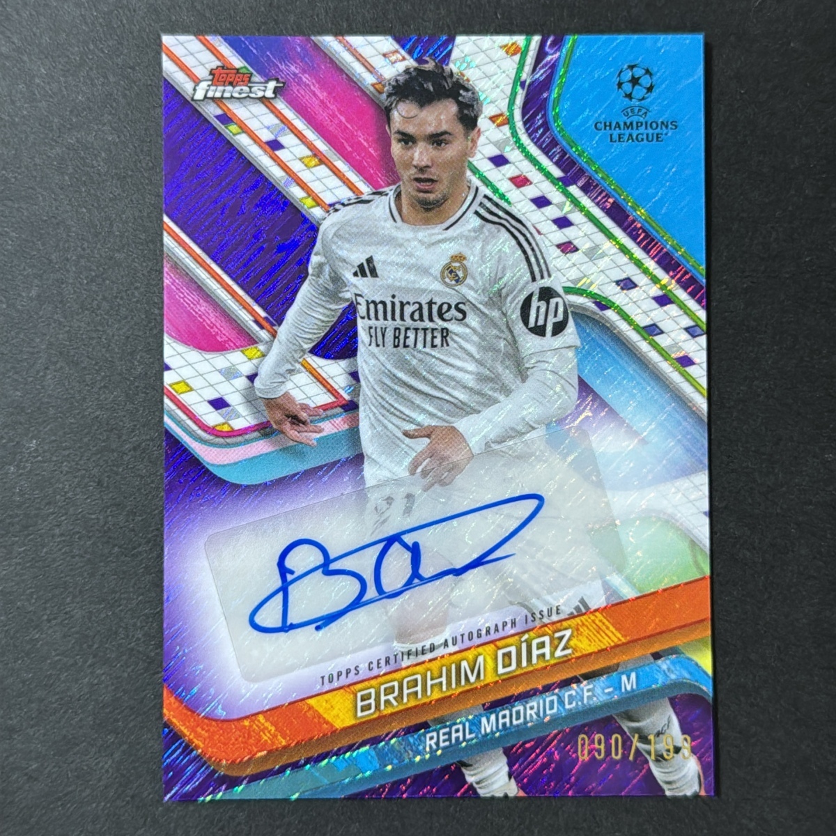 Realmadridの選手の直筆サイン入り集合写真 Realmadridの選手の直筆サイン入り集合写真 Realmadridの選手の