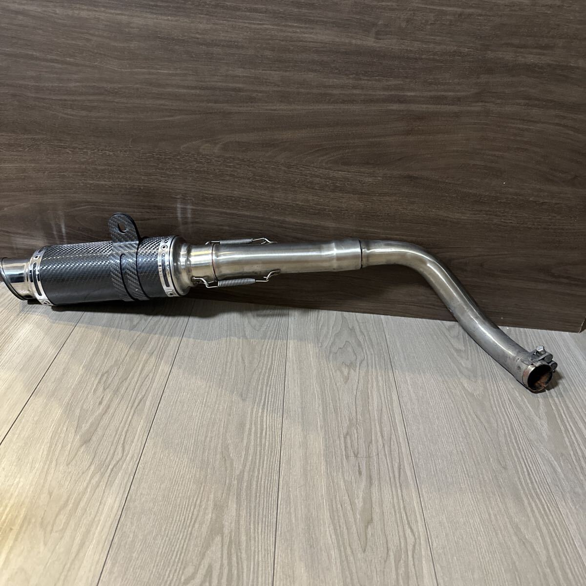 (超美品)LCIショートカーボンマフラー LCI ショートカーボンスリップオンマフラー のパーツレビュー