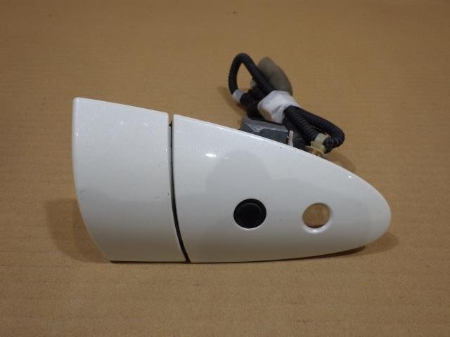 中古 純正 ＣＲ－Ｚ DAA-ZF1 [ドアアウターハンドル] ノブ 右ドア用 中古 純正 CR－Z DAA-ZF1 [ドアアウターハンドル] ノブ 右
