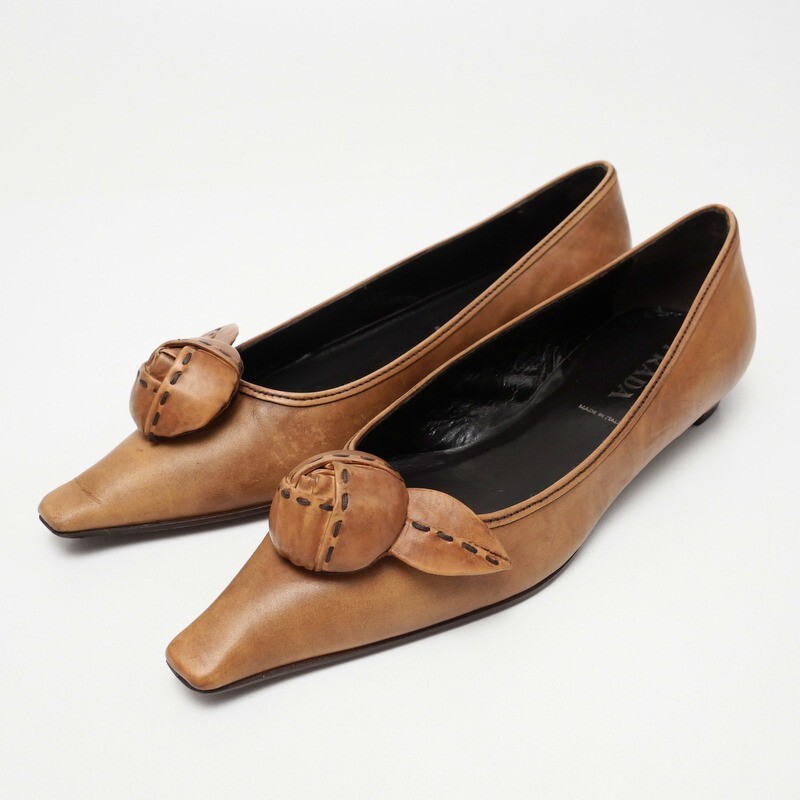 【箱付き&レア】PRADA プラダ フラワーモチーフ ブーティーパンプス Yahoo!オークション -「プラダ フラワー」(靴) (プラダ)の落札