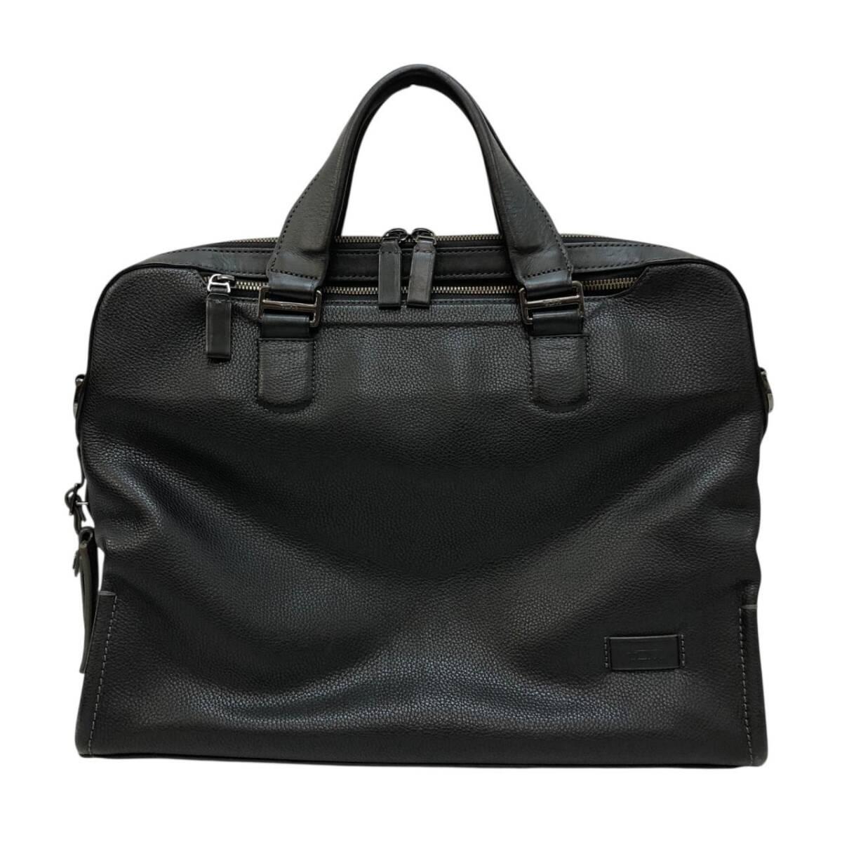 Yahoo!オークション -「トゥミ tumi ショルダーバッグ」(トゥミ