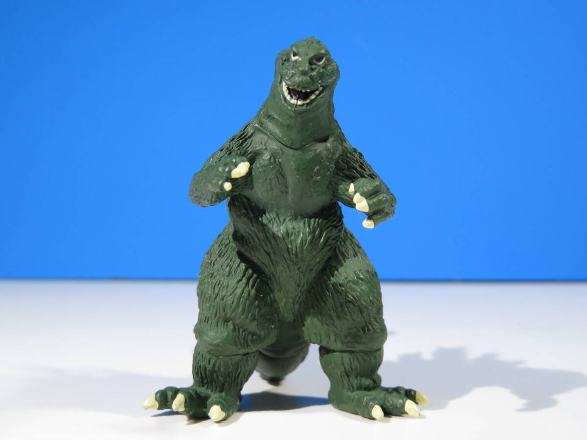 希少レトロ ゴジラ 1962 フィギュア 青色ラメ入り 希少レトロ ゴジラ 1962 フィギュア 青色ラメ入り