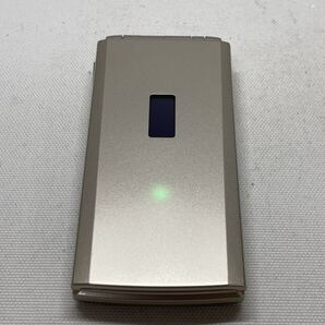 美品 docomo ドコモ F-10B FUJITSU 富士通 FOMA 携帯電話 ガラケー ゴールド h01b28dd