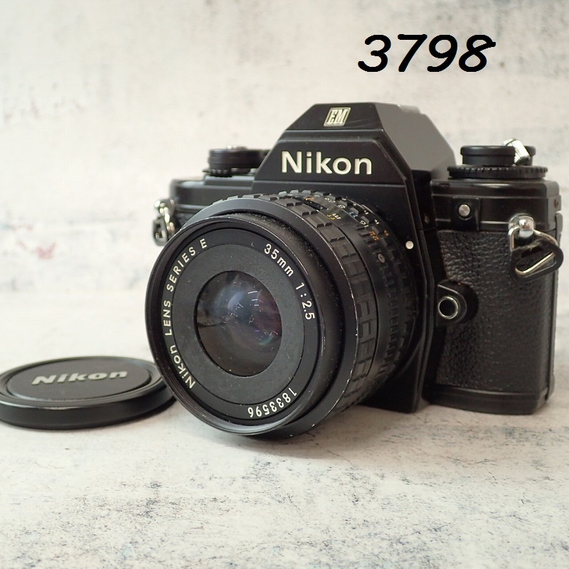 【美品】ニコン Nikon EM SERIES E 35mm f2.5 動作品 Nikon SERIES E 35mm F2.5 - 古レンズの風に吹かれて