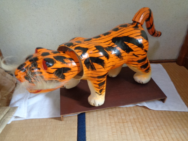 【希少・大判】昭和レトロ 張子の虎 50cm 香川県産 郷土玩具 （古紙貼込） fit=scale-down,w=1200