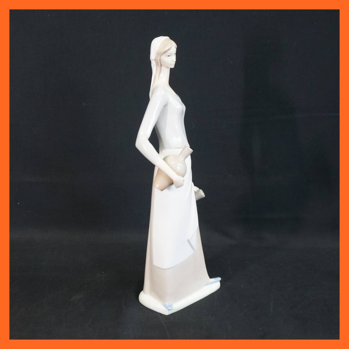 【美品】LLADRO NAO リヤドロ ナオ 鳩を撫でる少女 陶器人形スペイン製 美品】LLADRO NAO リヤドロ ナオ 鳩を撫でる少女 陶器人形